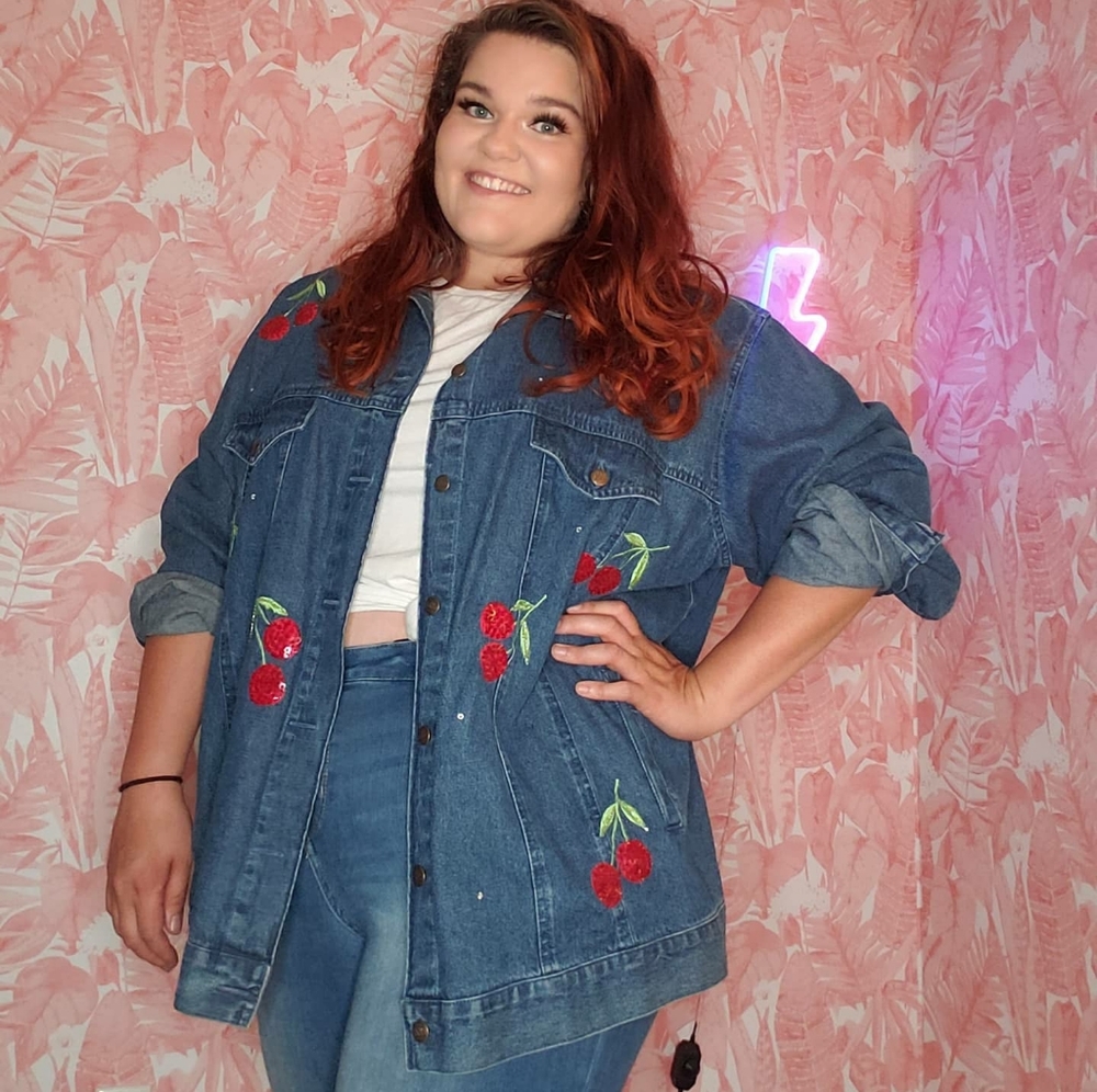Quacker factory cherry jean jacket 3x